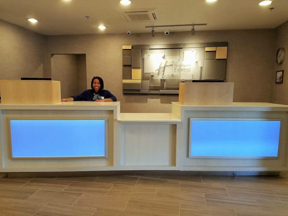 Holiday Inn Express Baltimore BWI Airport West By Ihg Hanover Exterior photo